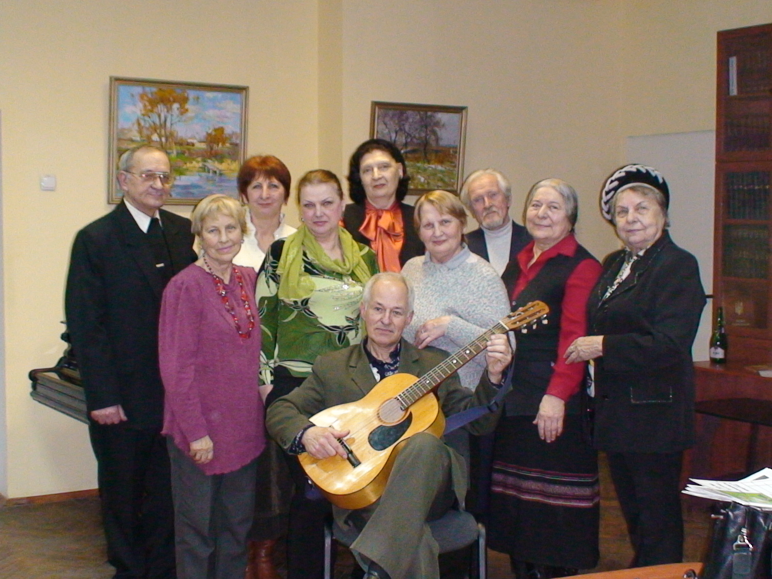 Участники лит-муз вечера «Я - женщина»