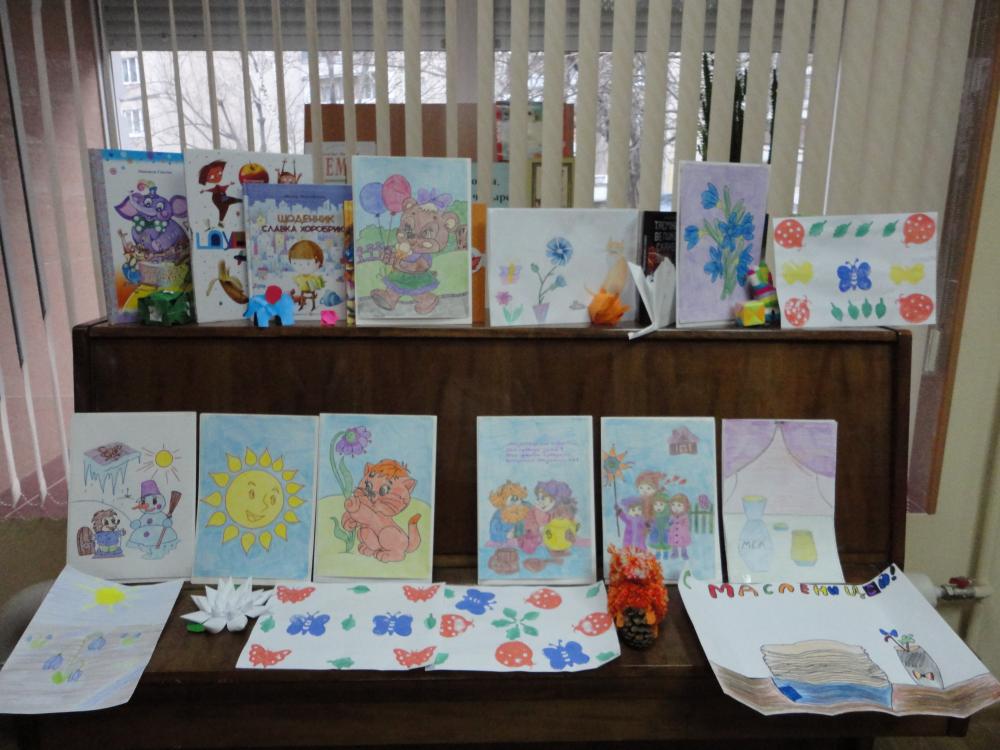 Дети готовили рисунки и самоделки о Масленице