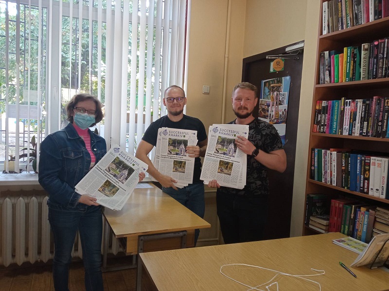 Творці газети «Successful Kharkiv» в гостях у бібліотеки-філії №22