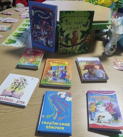 «На свято маму здивую солодкий букет подарую»