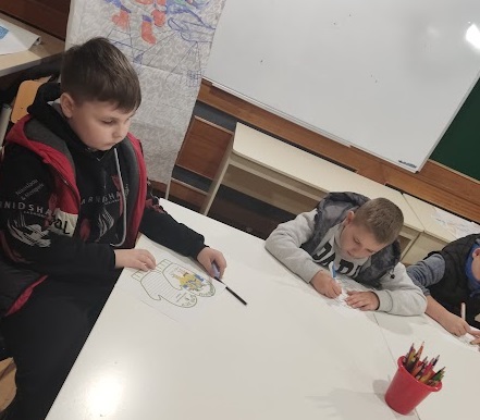 «Будемо підростати, рідну землю захищати»