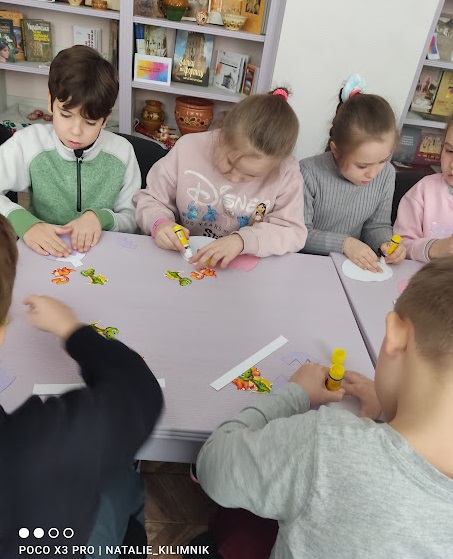 «Динозаври: невигадана історія»