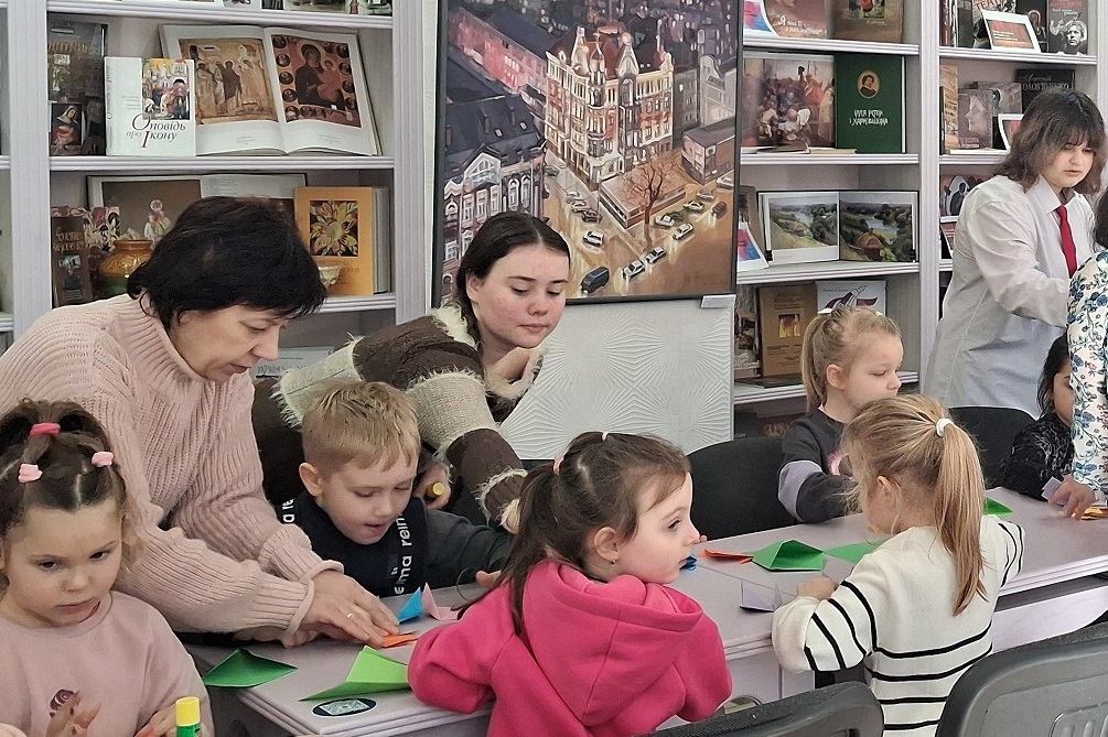 «Проліски білі зустріли весну»