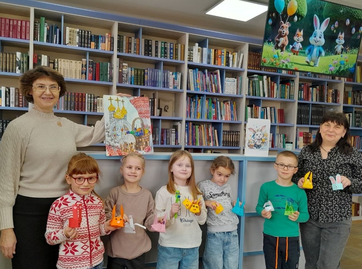 «Веселий великодній кролик»